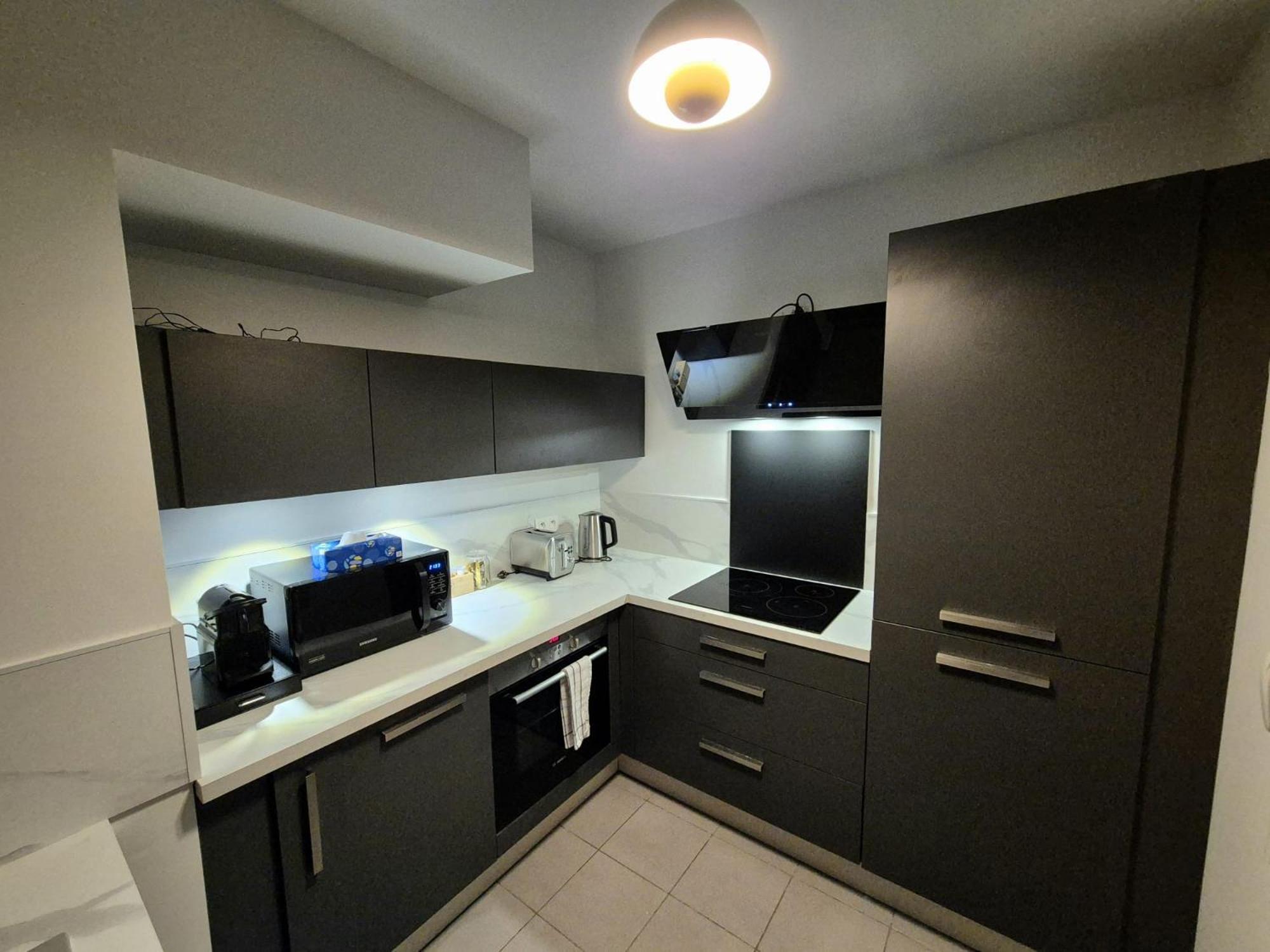 Appartement Les Portes Du Stade Сен Дени Екстериор снимка